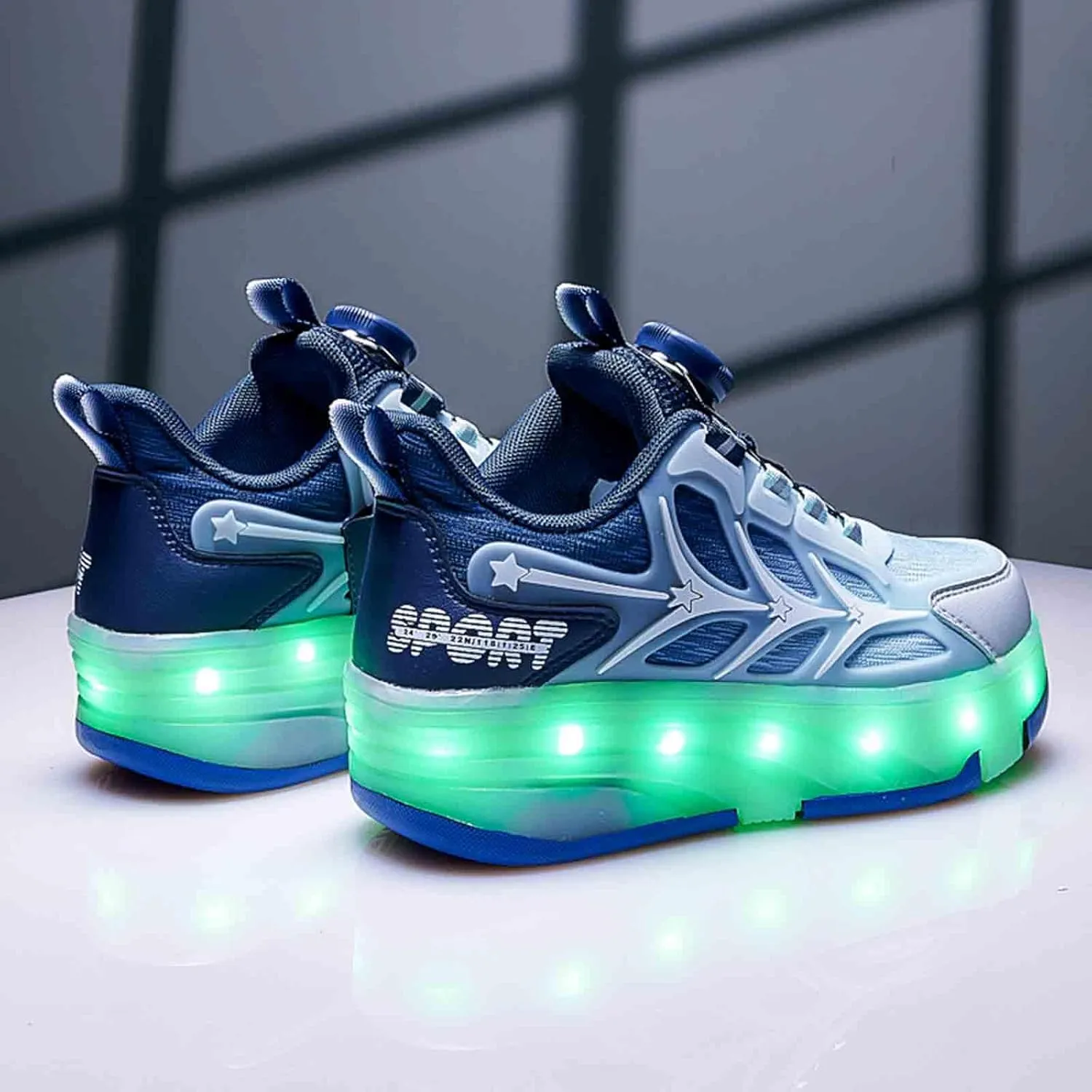 16 LED Light Up Kids Roller Skate Shoes with 4 Wheel, Sneakers for Boys Girls Birthday Thanksgiving Christmas Day