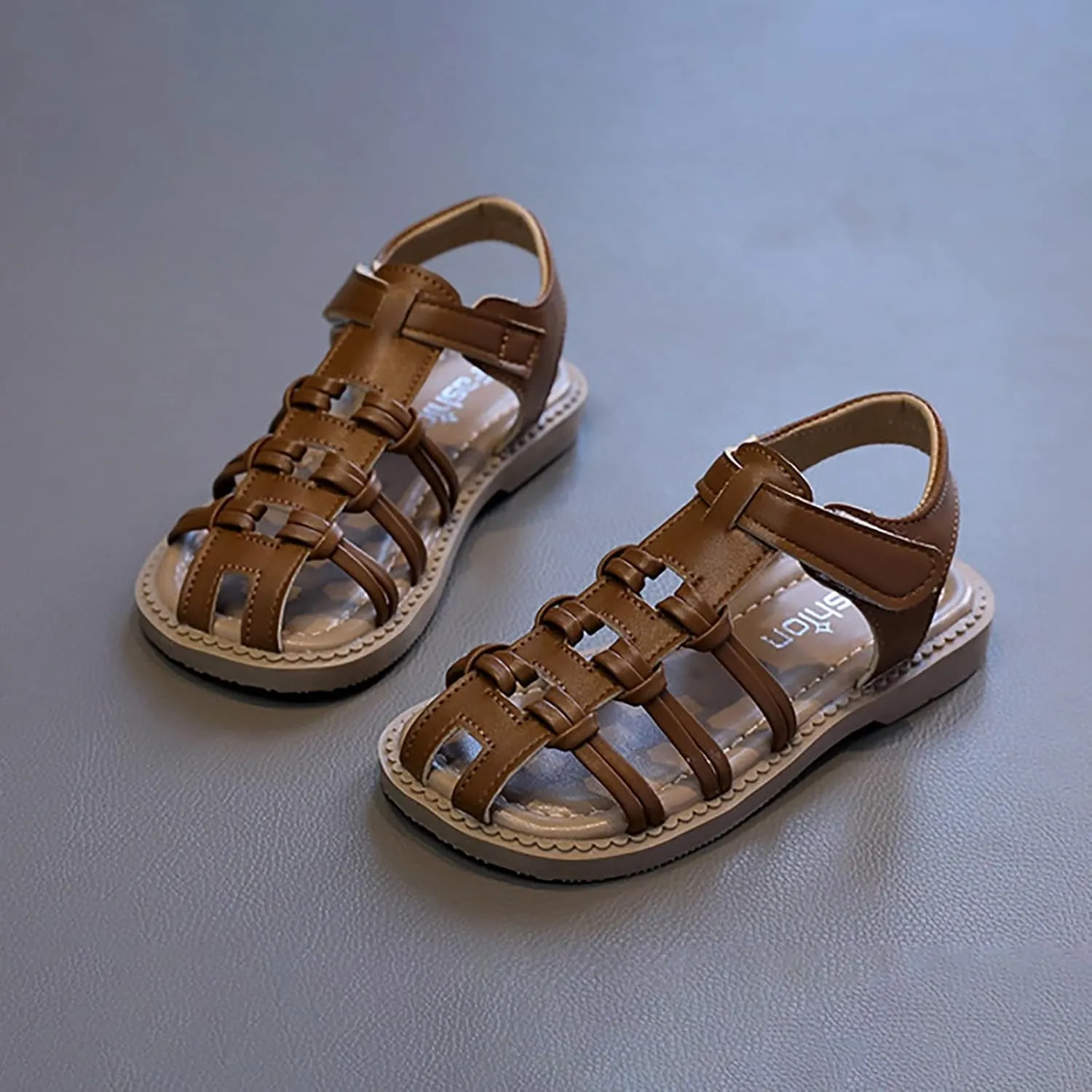 Boys Girls Sandals Open Toe Breathable Non-Slip Flat Summer Beach Lightweight Slip On Sandals For Toddler
