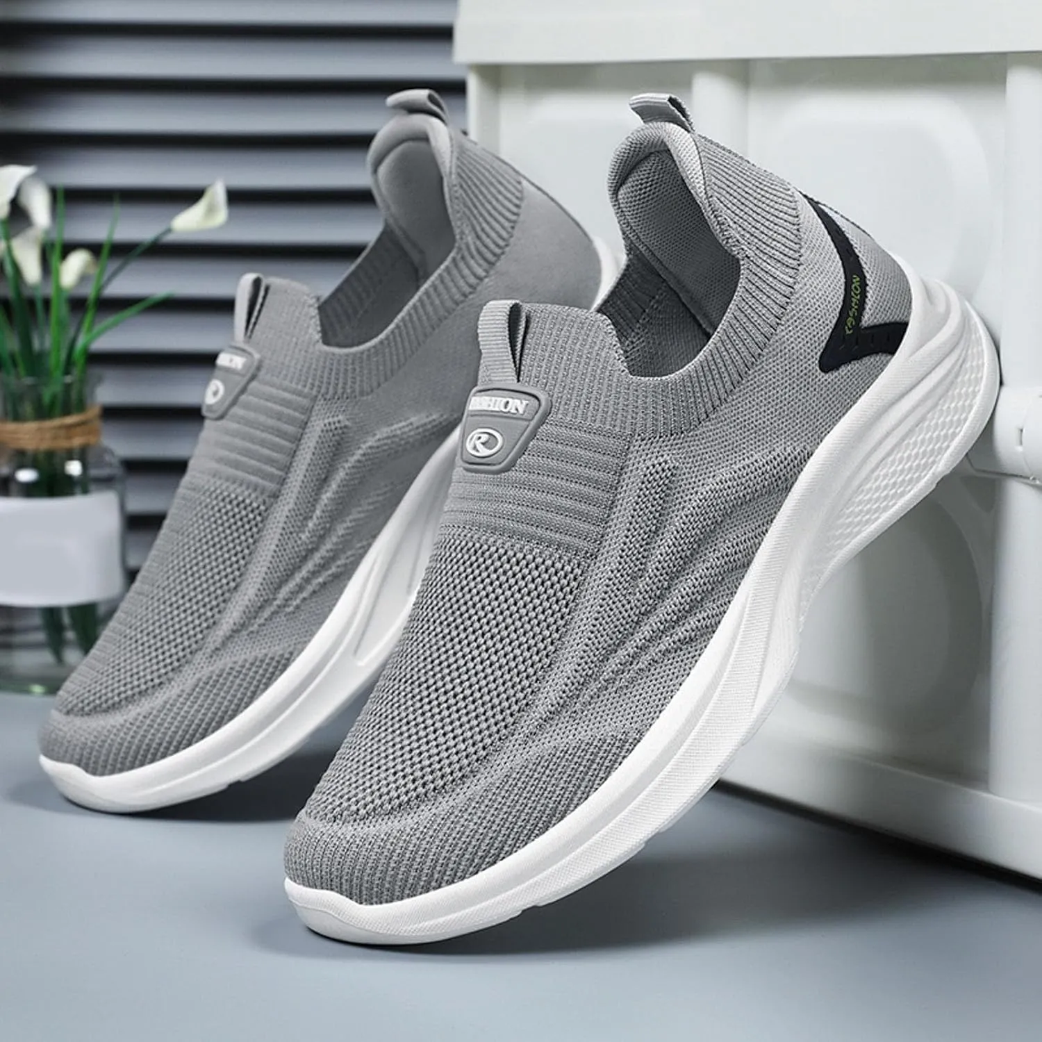 Breathable Mesh Men's Slip on Shoes Lightweight Comfortable Sole Sneakers for Athletic Training, Jogging & Casual Outdoor Activities Summer Spring Daily Work Fashionalbe Footwear Men