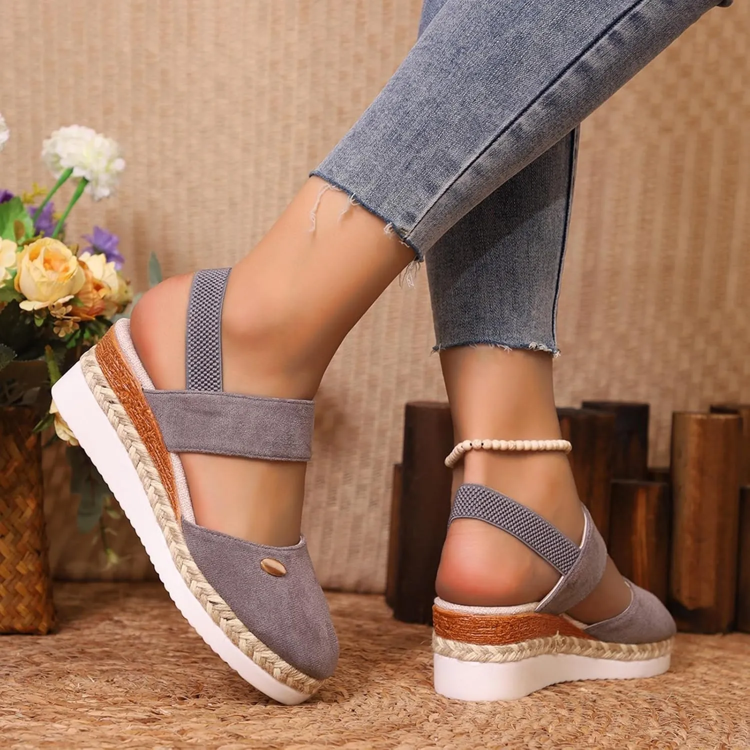 Closed Toe Platform Wedge Sandals for Women 2025 Summer Vacation Dressy Comfortable Anti Slip Beach Shoes with Adjustable Buckle Ankle Strap