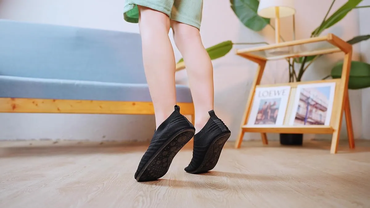 ditont Toddler Slippers Non-Slip Lightweight Comfortable Kids Indoor Grip House Home Shoes for Boys Girl