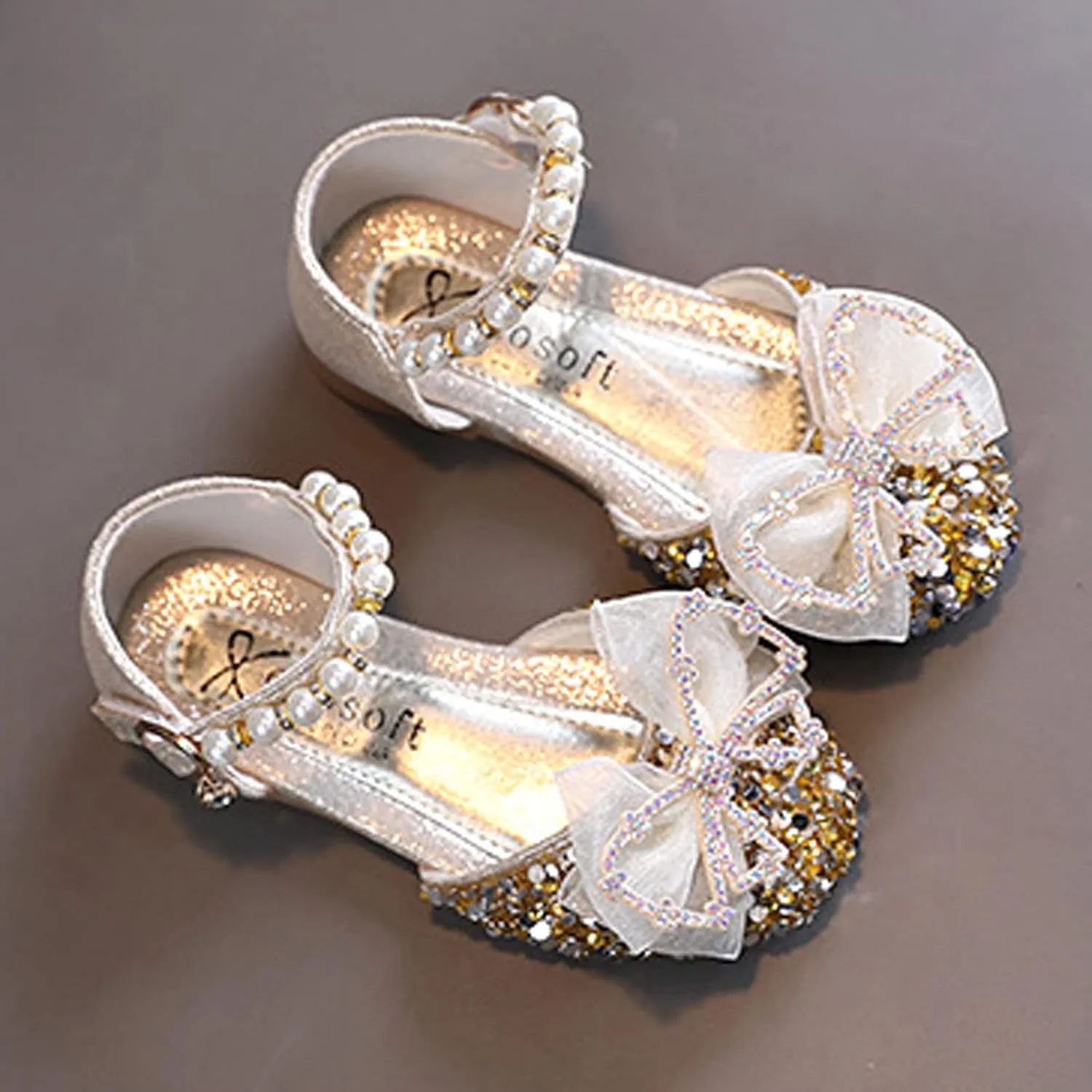 EnJoCho Baby Soft Shoes Fashion Summer Girls Dress Performance Dance Shoes Flat Light Sequins Pearl Mesh Bow Buckle