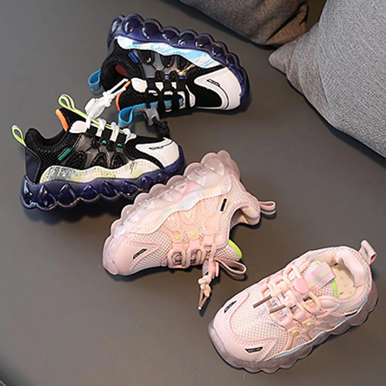 Fashion Light On LED Baby Shoes Breathable Soft Sole Slip-on Athletic Sneakers Toddler Cool Toddler Girl Shoes Size 4