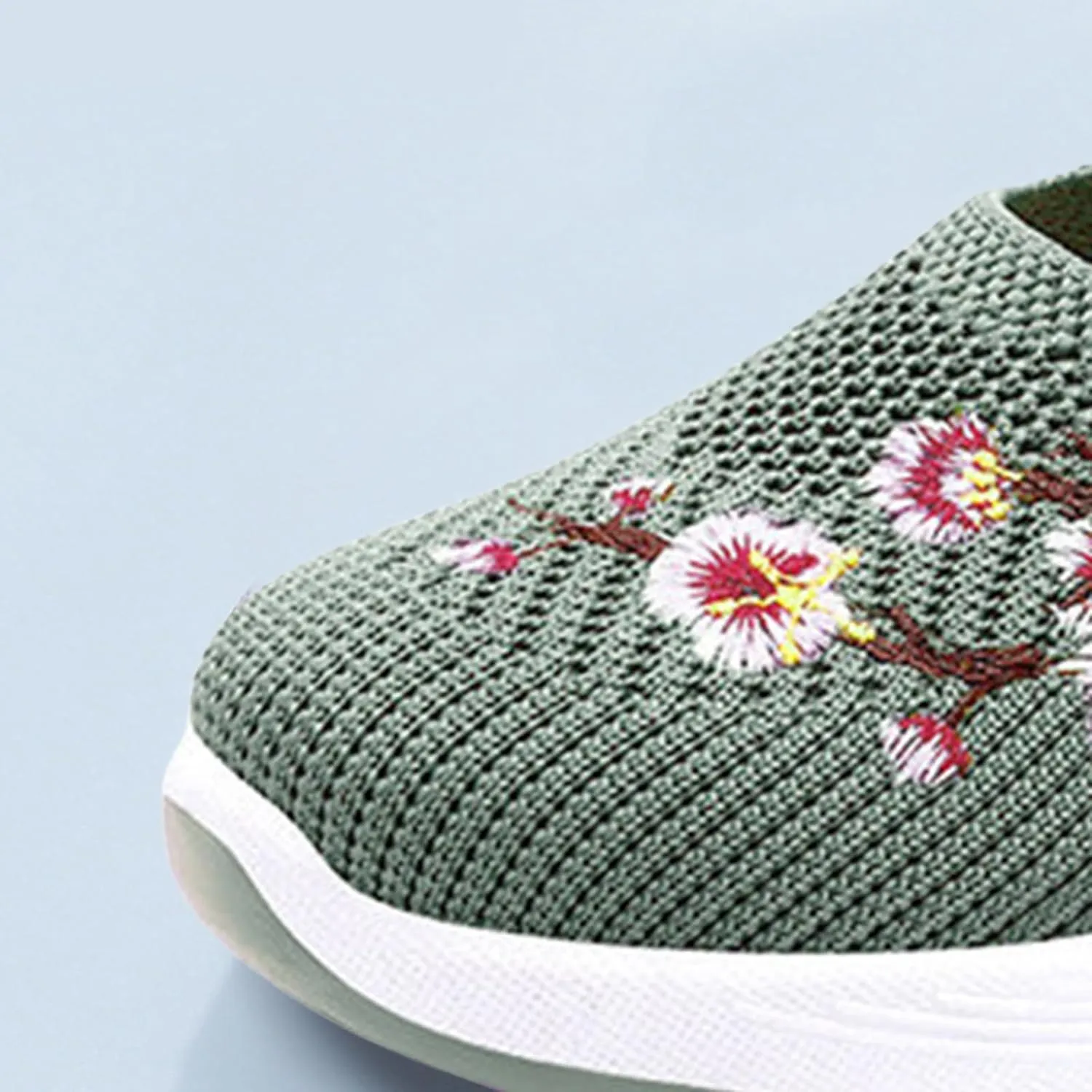 Flower Embroidered Slip On Knitting Flat Loafers for Women Comfortable Soft Sole Tennis Shoes Breathable Mesh Comfy Platform Non Slip Walking Sneakers