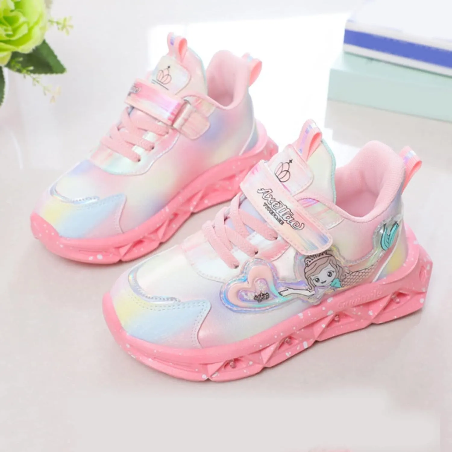 Girls Flat Sneakers Slip On Light-Up ermaid Shoes Breathable Mesh Boots Lightweight Running Shoes