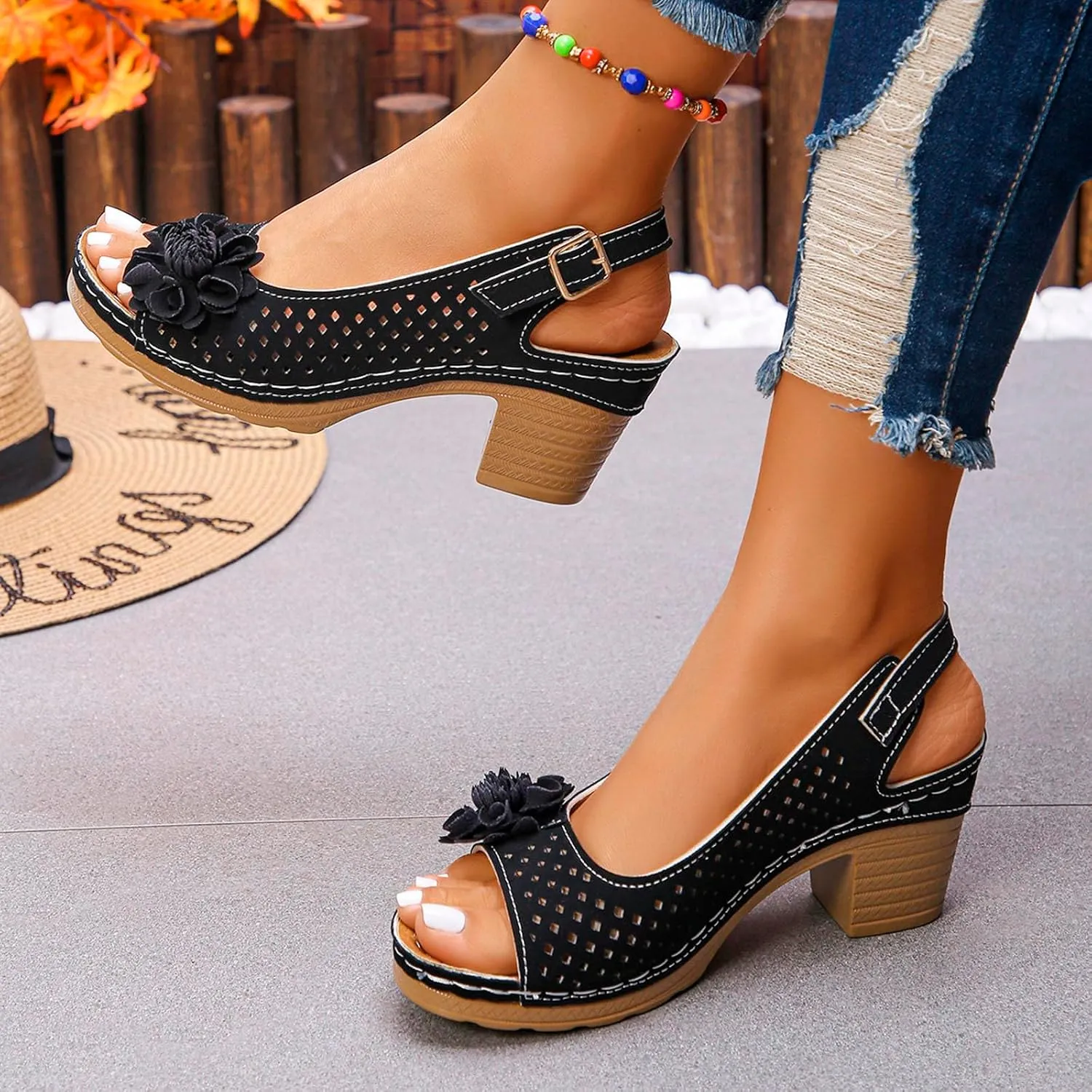 Ladies Orthopedic Sandals Slides Non Slip Beach Sandals Trendy Elegant Flowers Decor Hollow Out Low Heel Sandal with Adjustable Buckle Straps