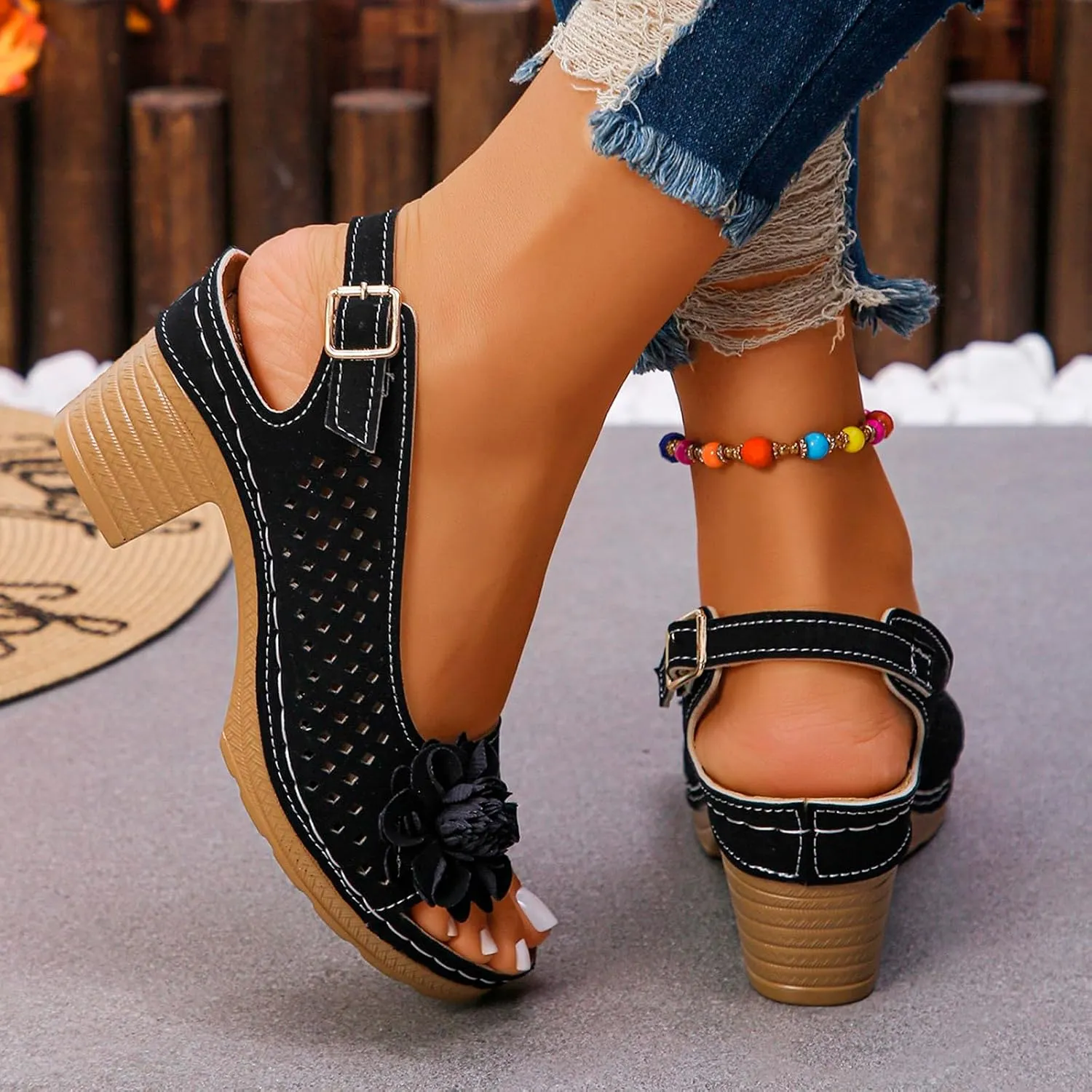 Ladies Orthopedic Sandals Slides Non Slip Beach Sandals Trendy Elegant Flowers Decor Hollow Out Low Heel Sandal with Adjustable Buckle Straps