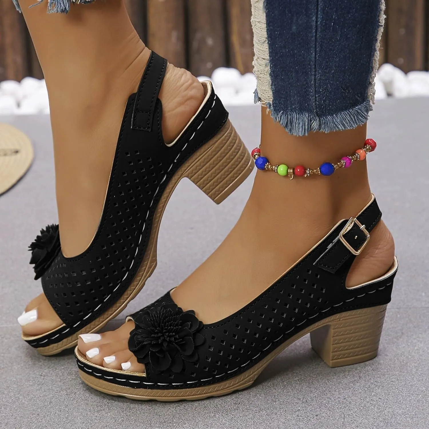 Ladies Orthopedic Sandals Slides Non Slip Beach Sandals Trendy Elegant Flowers Decor Hollow Out Low Heel Sandal with Adjustable Buckle Straps