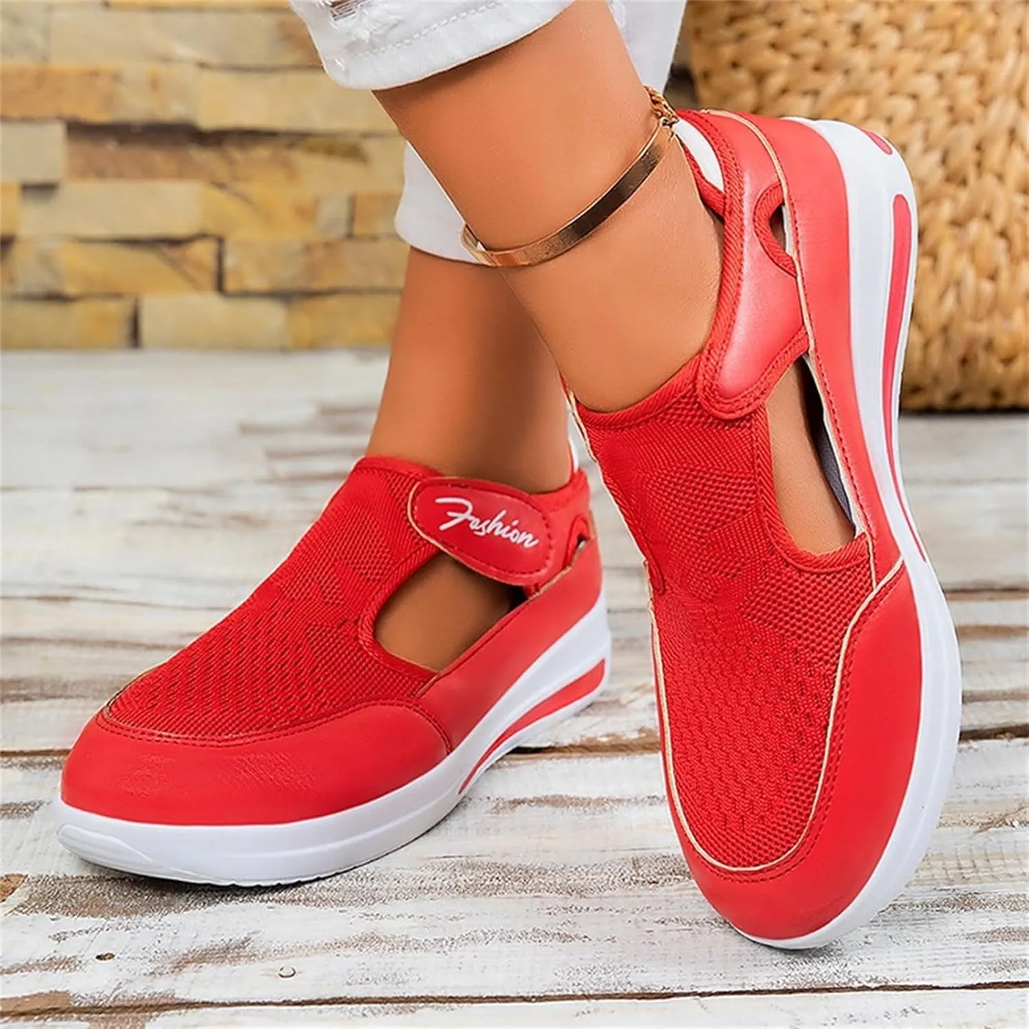 Ladies Platform Sneakers Slip on No Lace Breathable Cutout Walking Running Shoes Comfortable Tennis Shoes Non Slip Casual Womens Outdoor Sport Sneakers