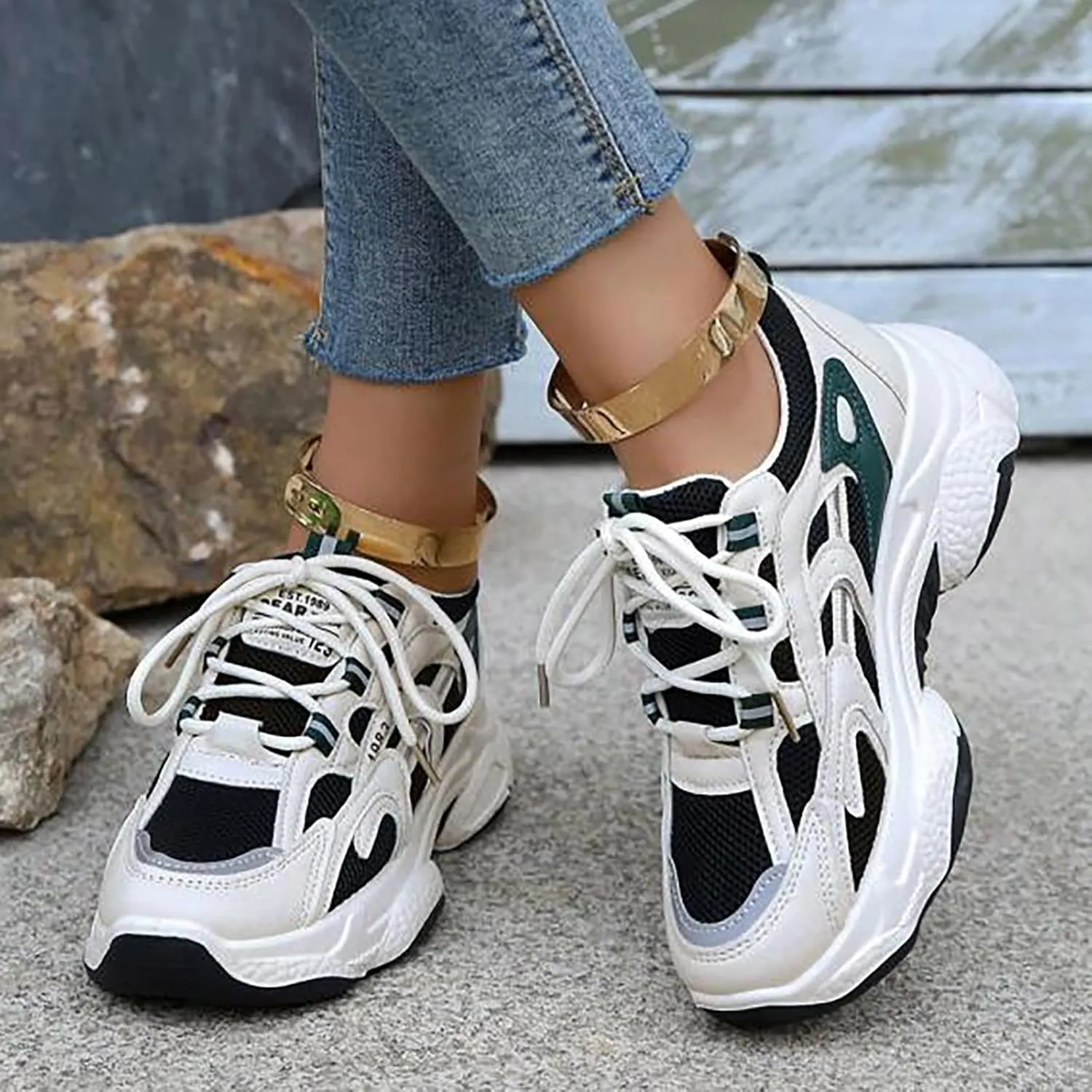 Leisure Summer Sport Shoes Running Shoes Breathable Fashion for Student and Teenagers Sneaker Boots for Women