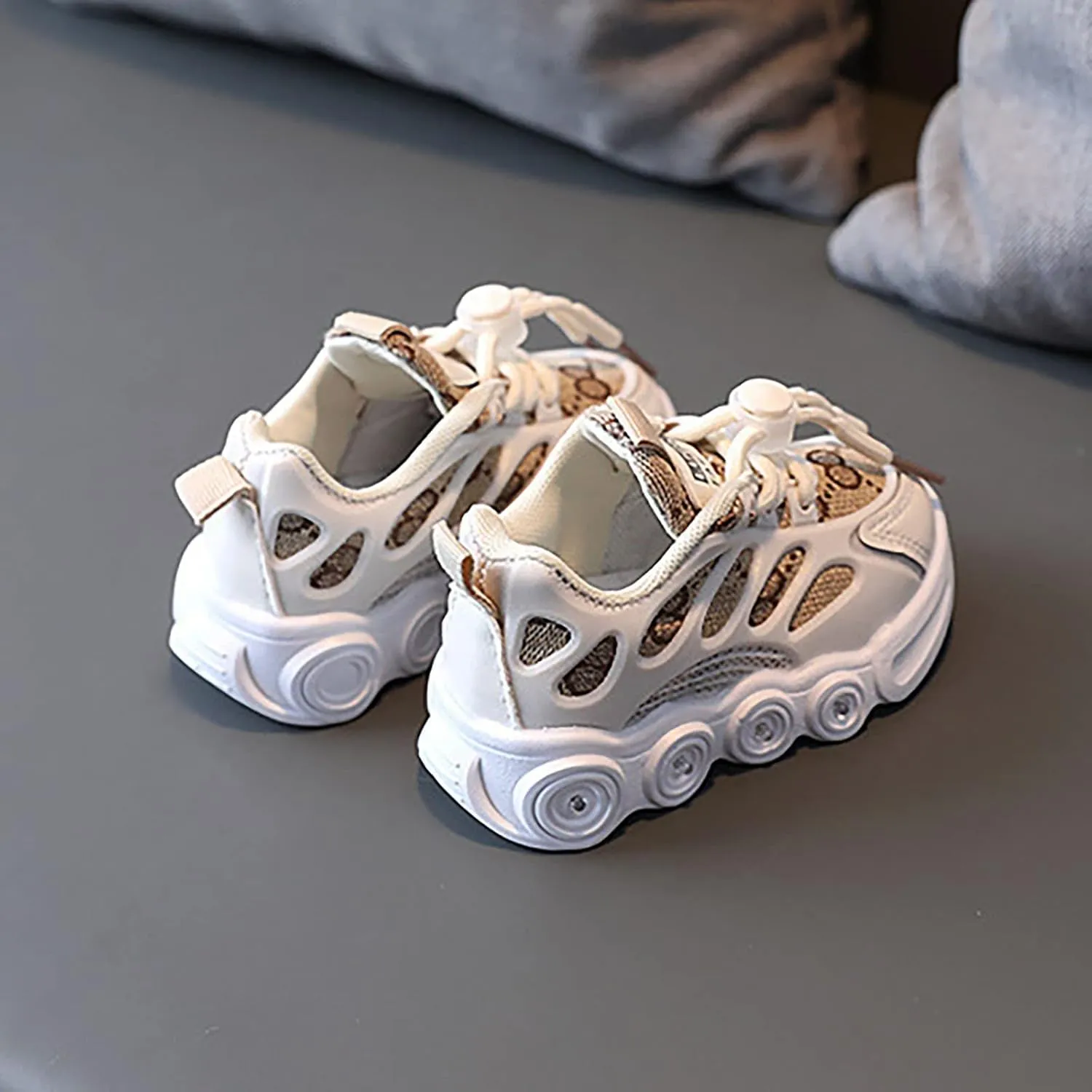 Light Up Shoes for Kids Fashion Adjustable Strap Lace-Up Athletic Sport Walking Sneakers for Little Boys Girls