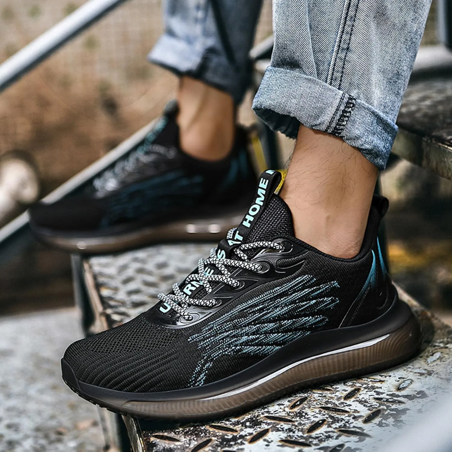 Mens Casual Lace-Up Sneakers Ultra Lightweight Breathable Mesh & Memory Foam Insole Non Slip Comfort for City Walking & Travel Fashionable Simple Printed Mesh Sneaker