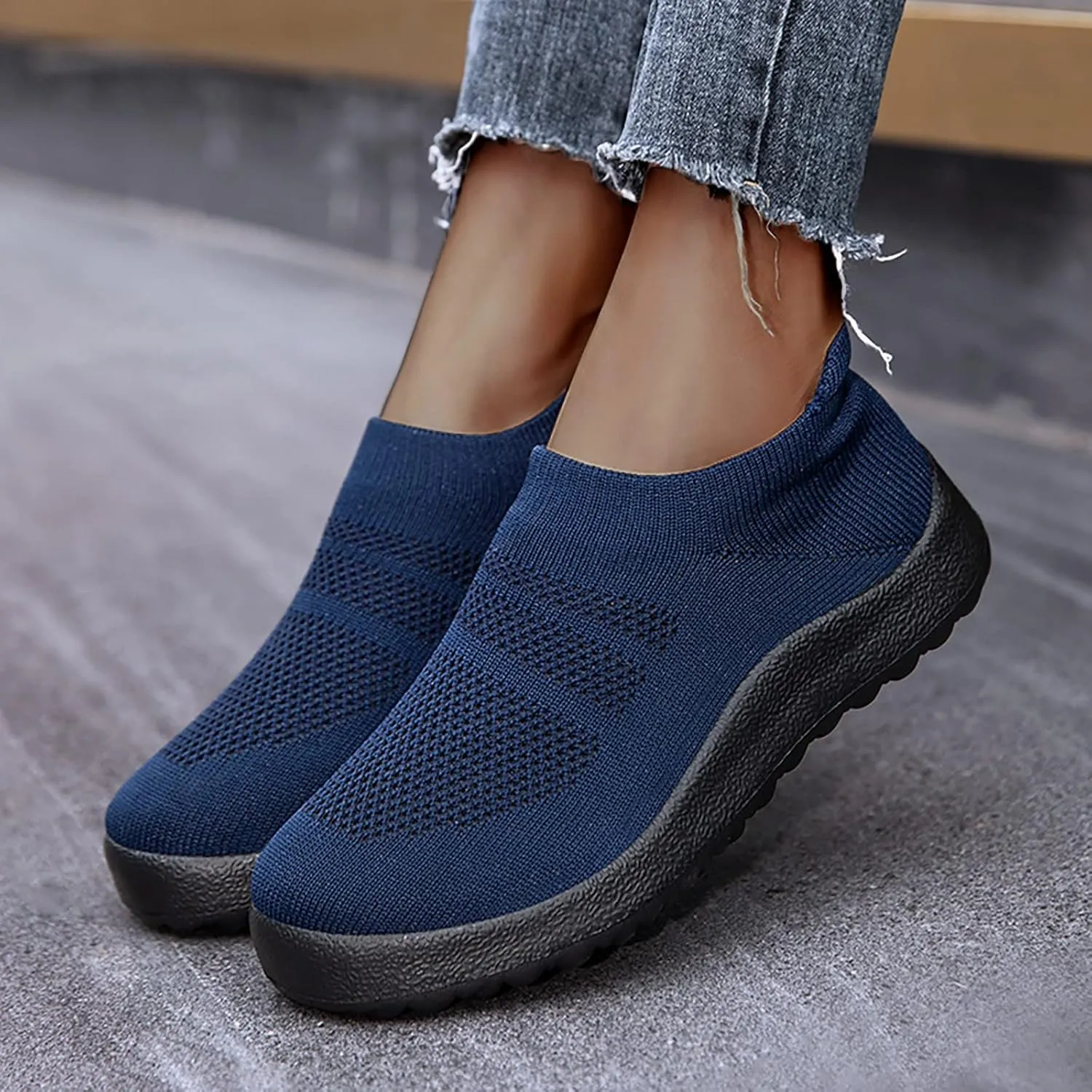 Men's Fashion Breathable Mesh Cushion Shoes, Lightweight Slip on Sneakers for Spring/Summer Casual Sneakers, for Social Events and Daily Wear Indoor Outdoor Non Slip Sneaker for Men