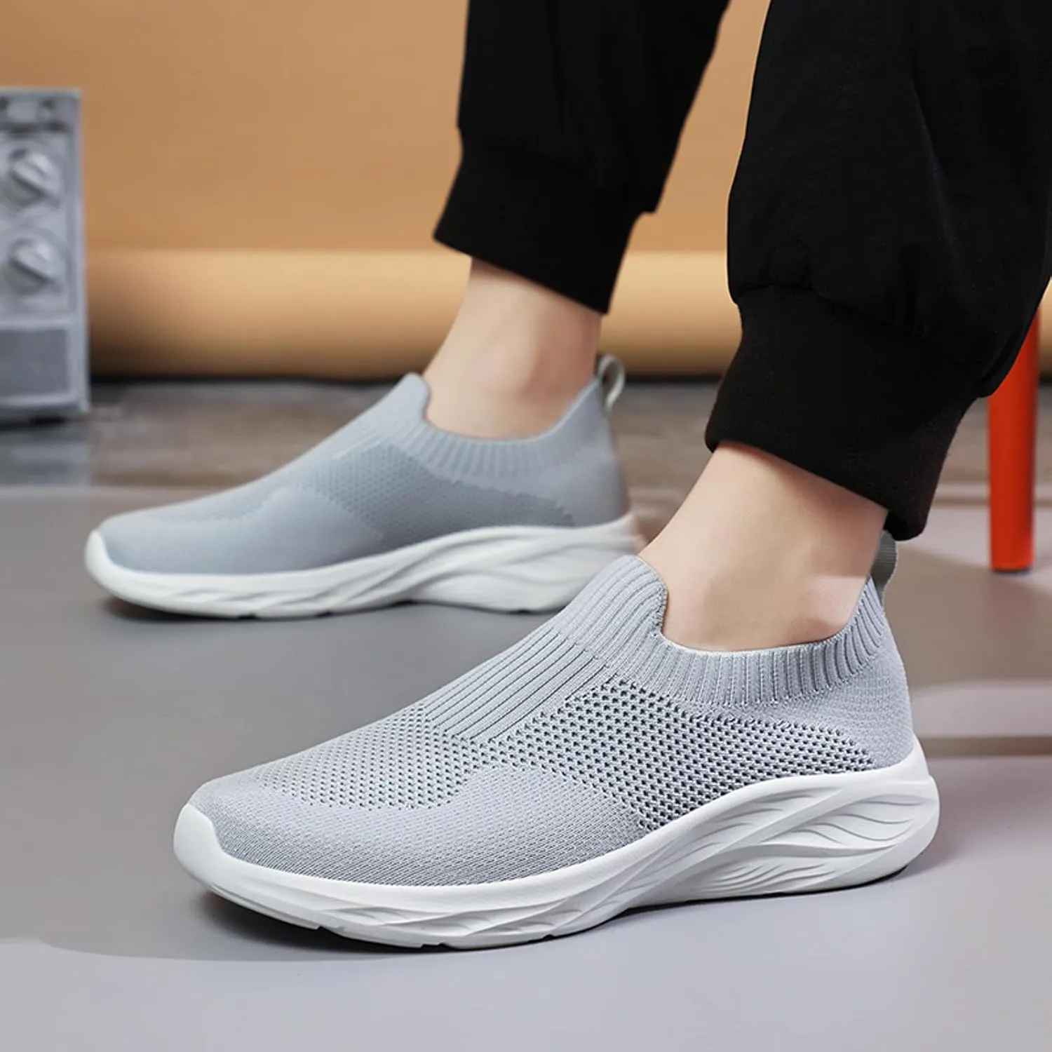 Men's Lightweight Slip on Walking Sneakers Breathable Mesh Comfortable Athletic Shoes for Running, Gym Training & Casual Daily Wear Fashionable Arch Support Outdoor Casual Mens Sneaker