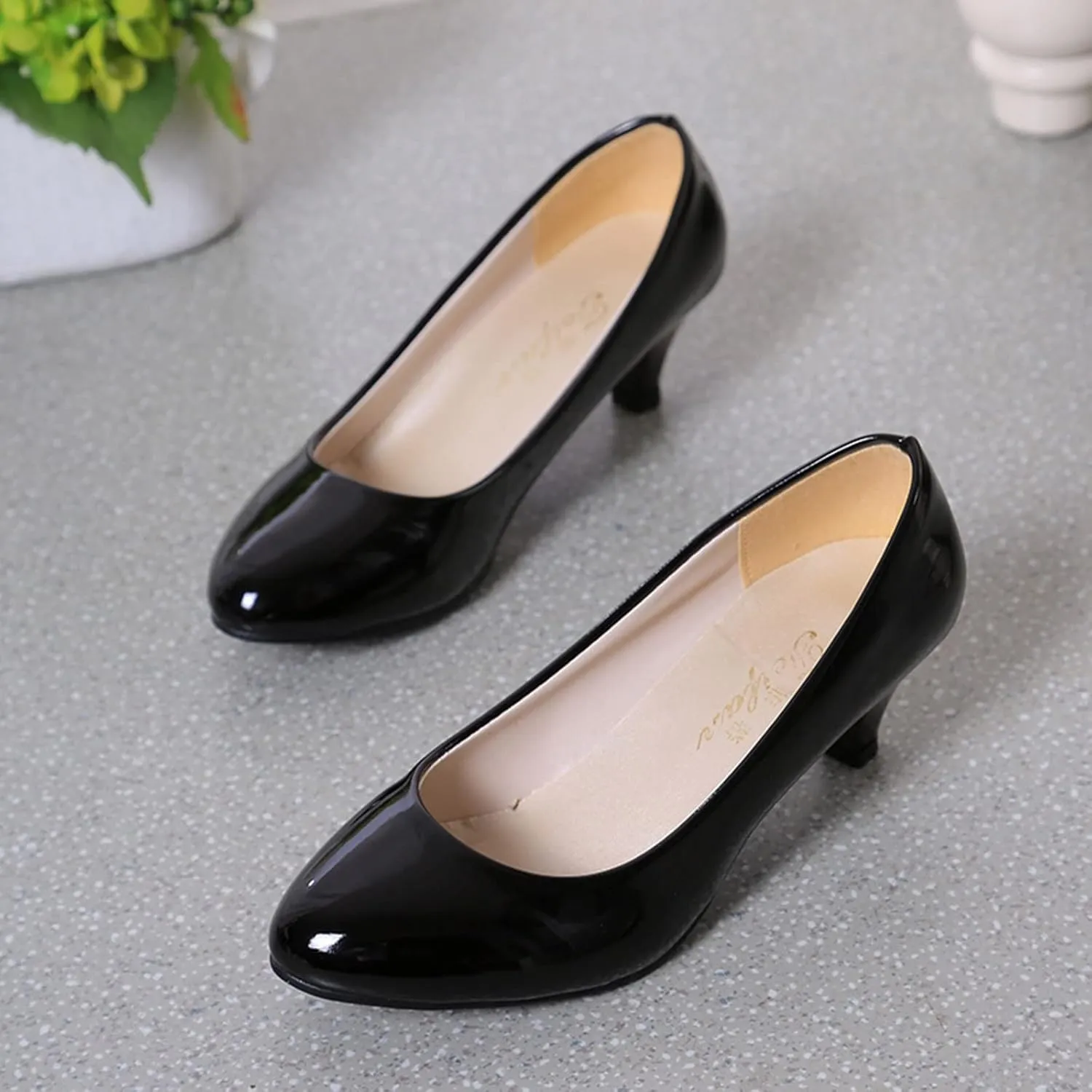 Non Slip Work Shoes Women Loafers for Women Comfortable Dressy Slip onCasual Round Head Christmas Shoes for Women Athletic Tennis Shoes Womens