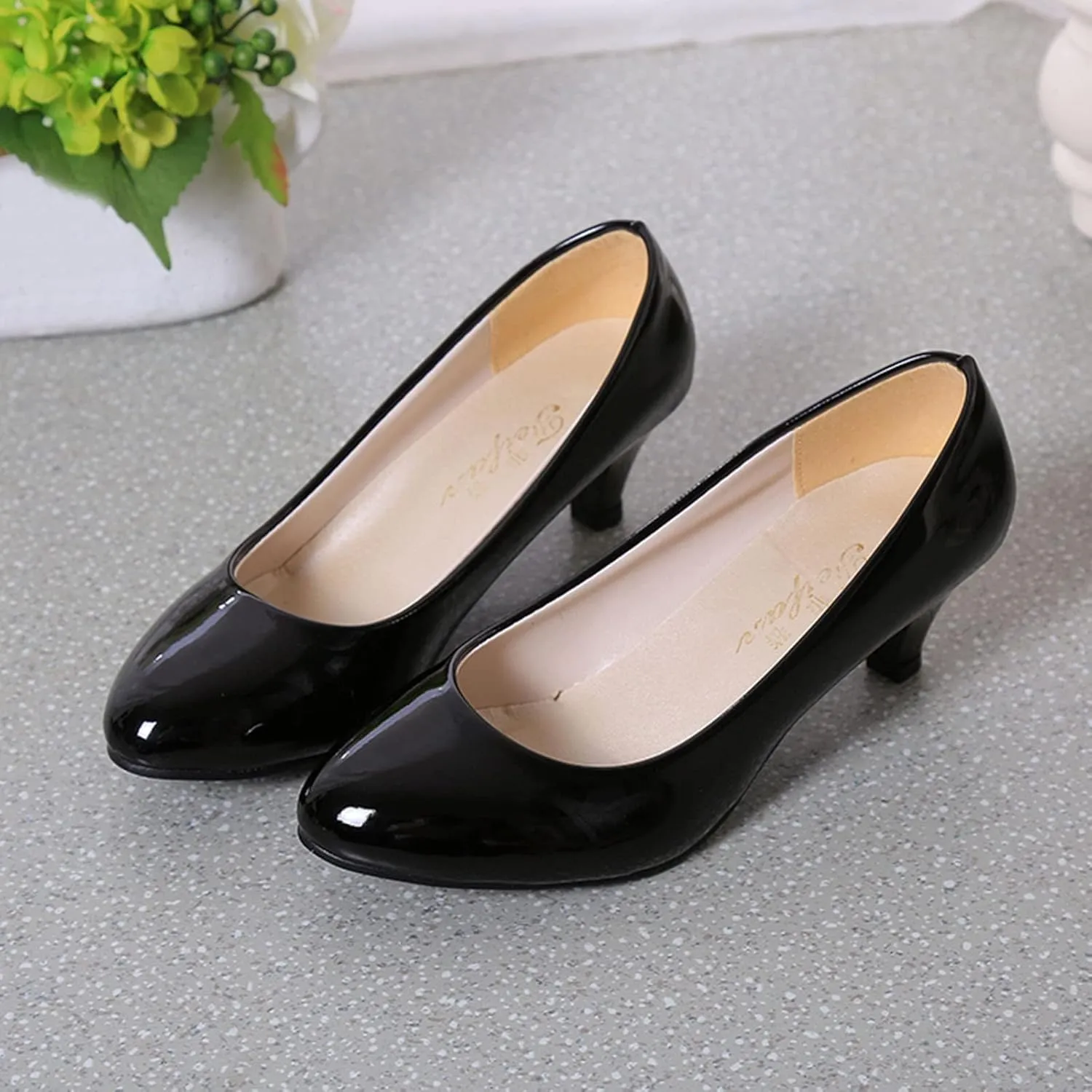 Non Slip Work Shoes Women Loafers for Women Comfortable Dressy Slip onCasual Round Head Christmas Shoes for Women Athletic Tennis Shoes Womens