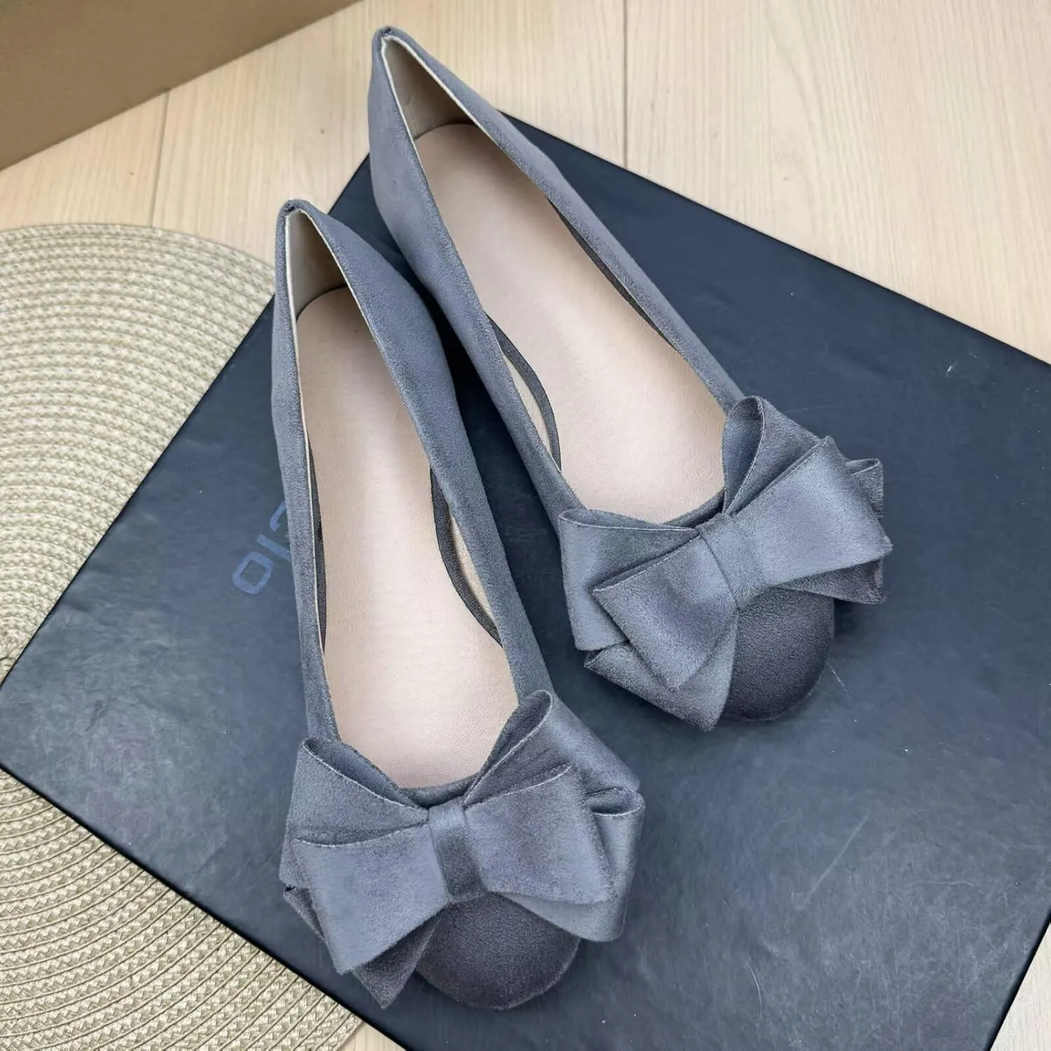 SAILING LU Women's Round Toe Ballerina Shoes Cute Bow Flats Comfortable Soft Suede Slip-ons Solid Color Office Lady Walking Loafers