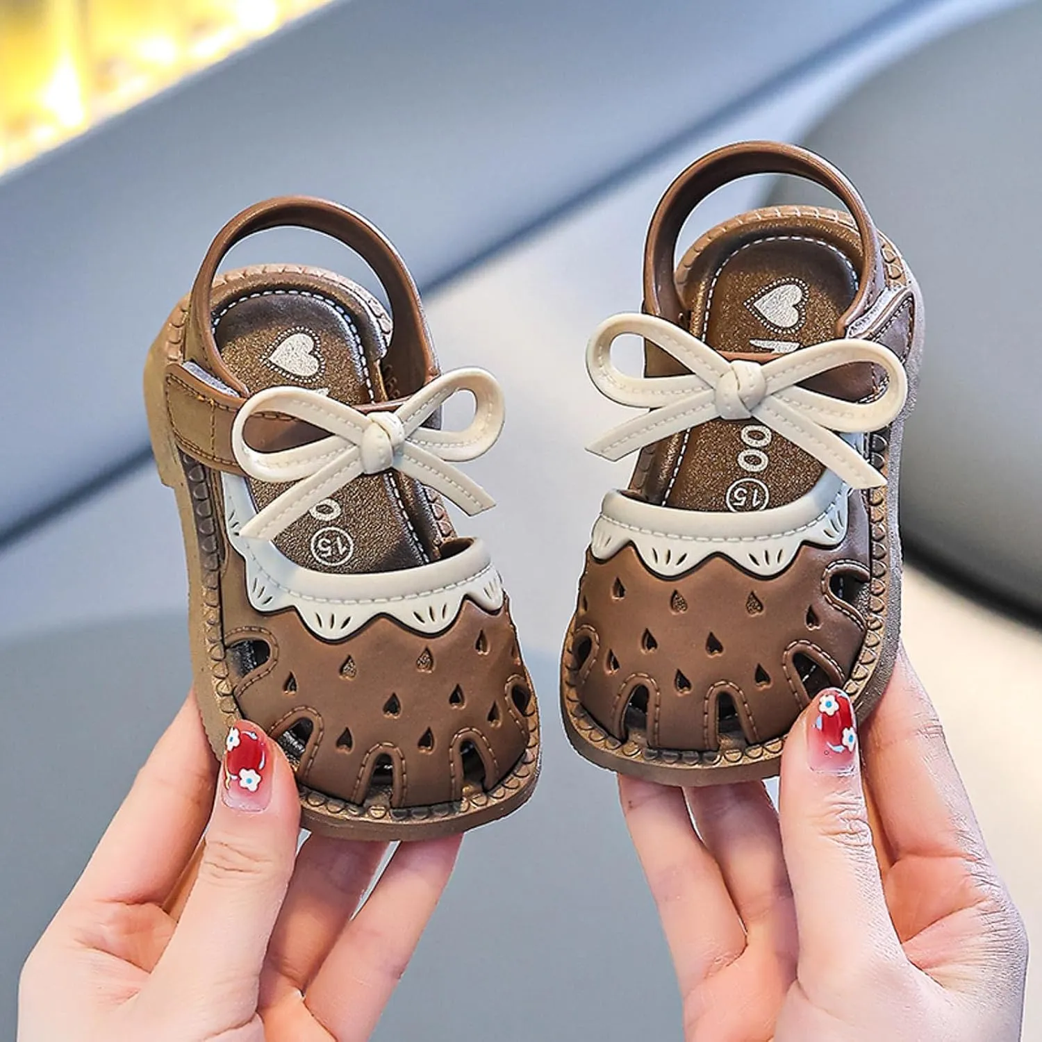 Shoes Summer Girls Breathable Sandals Soft Bottom Non Slip Baby Walking Shoes Hollow Sandals Toddler Big Girls