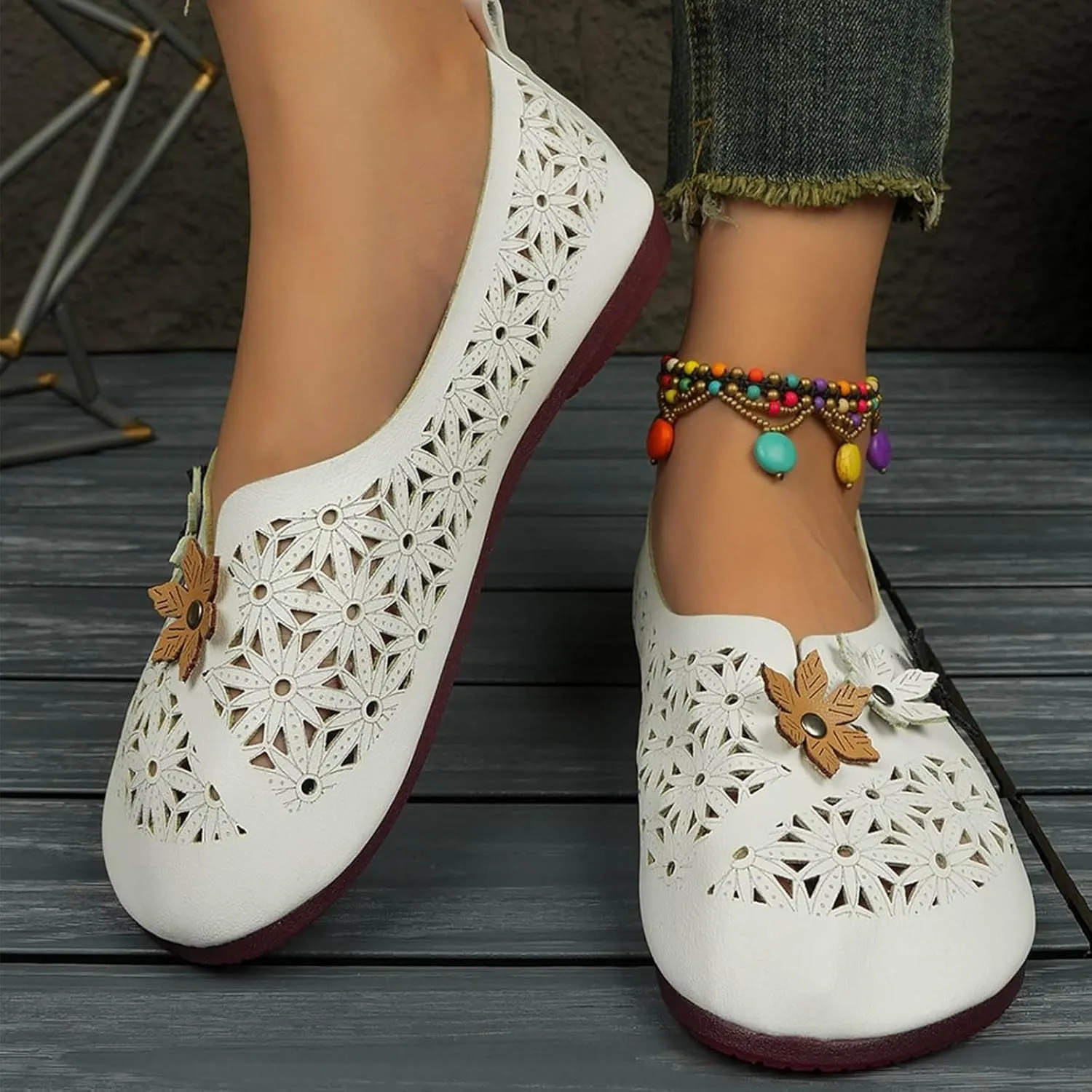 Women Ethnic Style Loafer Shoes Slip On Soft Walking Flat Shoe Summer Casual Hollow Sandals Breathable Shallow Flats