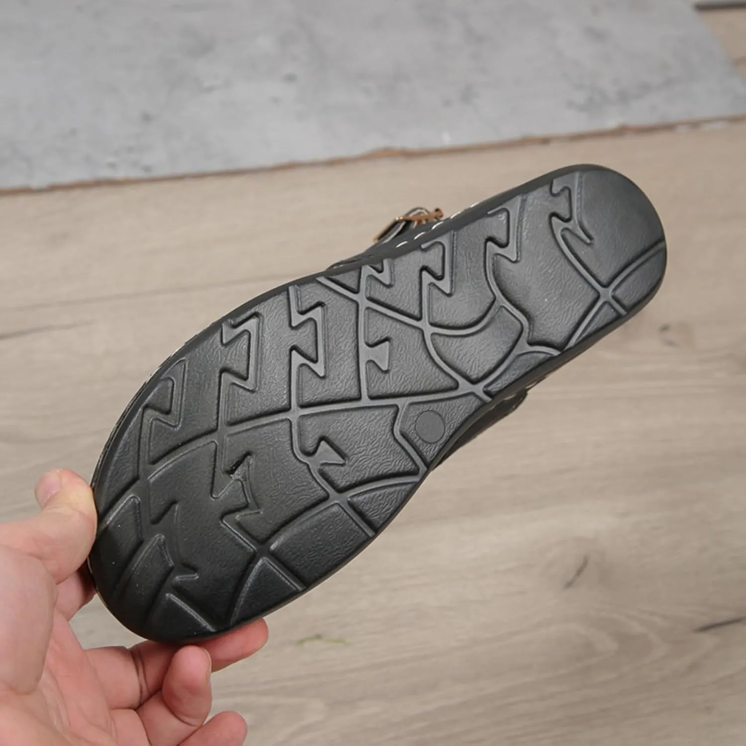 Women Sandals Thong T-Strap Orthotic Casual Flat Sandals Comfortable Mesh Hollow Summer Beach Shoes Flip Flops