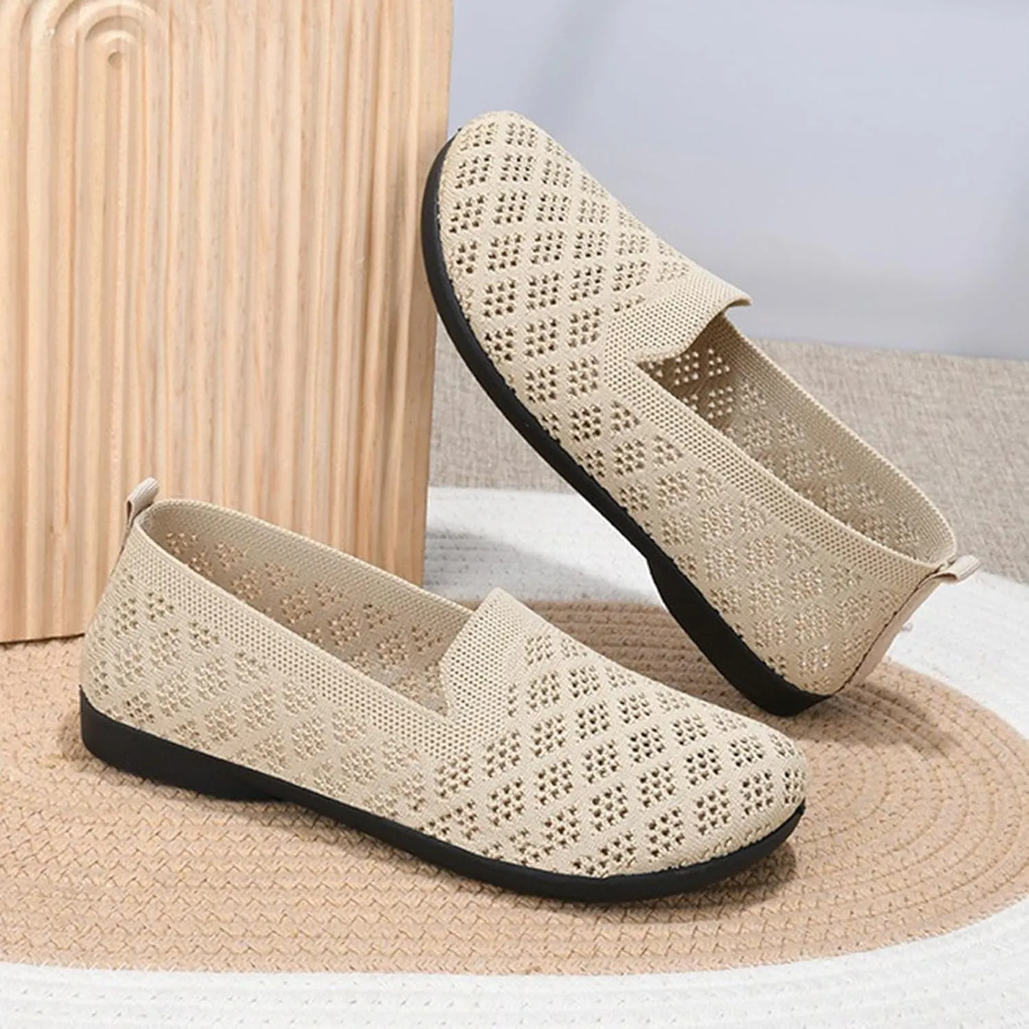 Women's Mesh Flats Wide Width Mesh Breathable Casual Sneaker Knit Slip on Walking Shoes Comfortable Non Slip Running Shoes