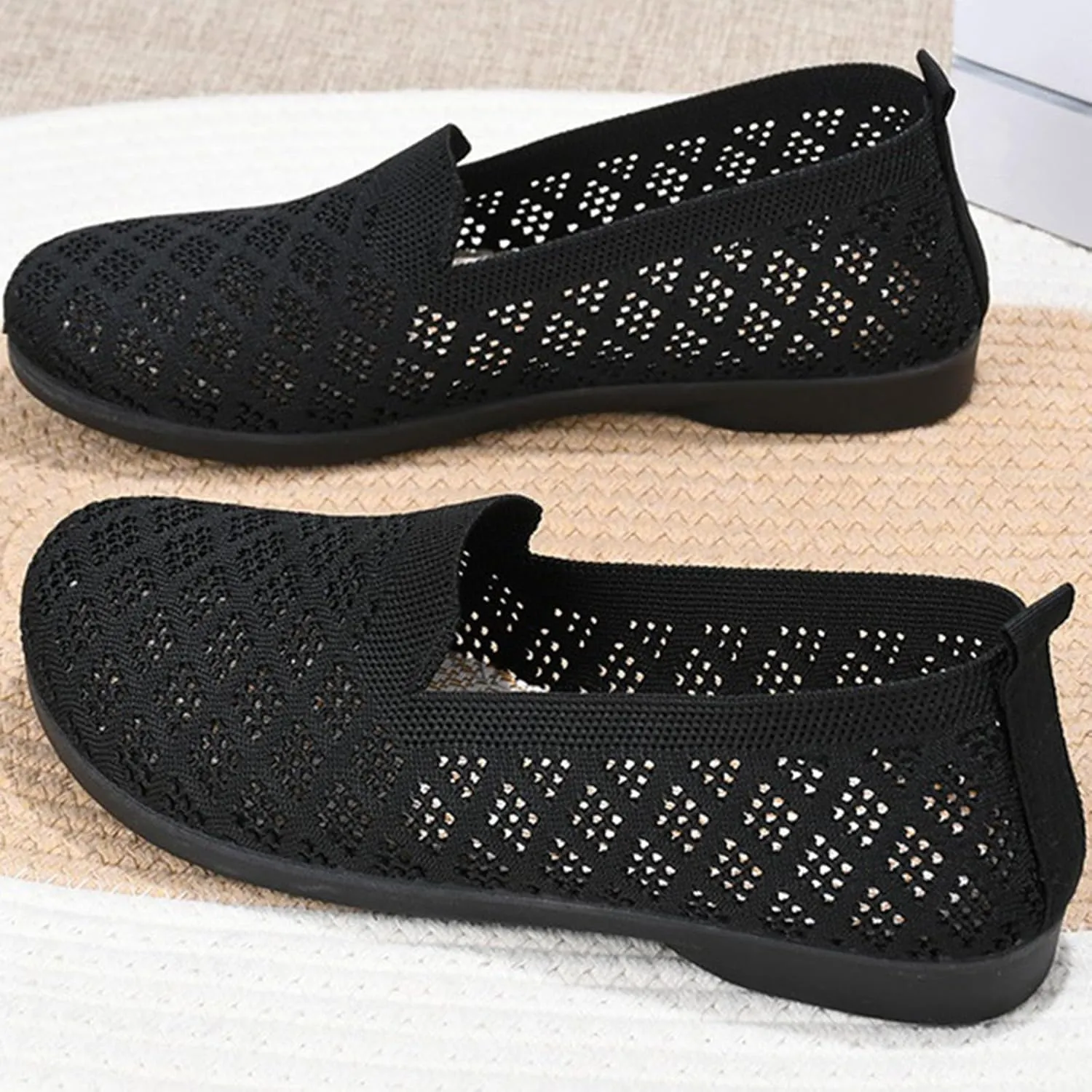 Women's Mesh Flats Wide Width Mesh Breathable Casual Sneaker Knit Slip on Walking Shoes Comfortable Non Slip Running Shoes