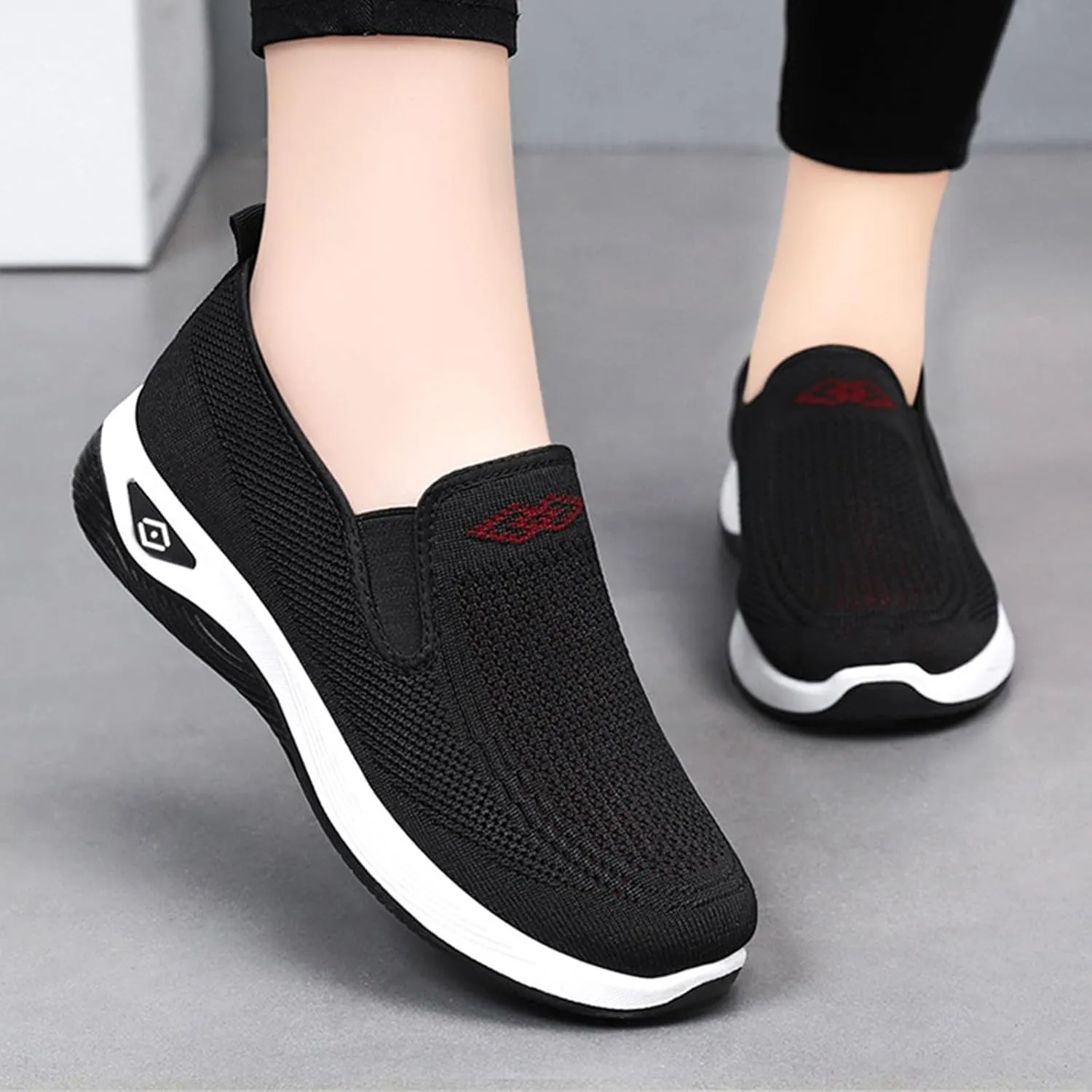 Women's Woven Orthopedic Breathable Soft Shoes Comfortable Wide Width Walking Shoes Slip On Arch Support Walking Flying Sneakers
